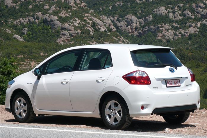 toyota auris toy